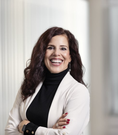 Caregiver in Edmonton - Loving Seniors' Caretaker