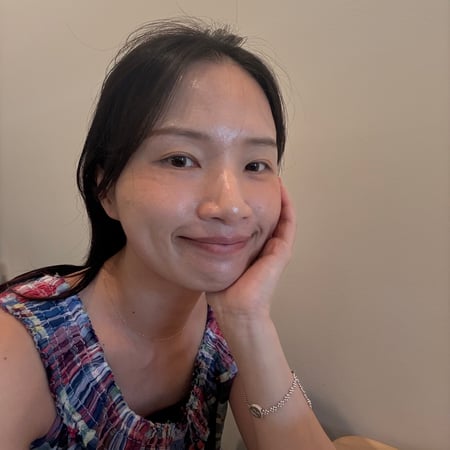 Nanny/Babysitter in Vancouver - Ji Eun L.