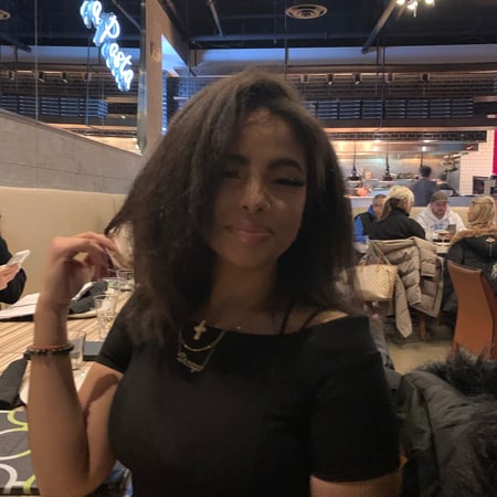 Pet care in Mississauga - Deserai C.