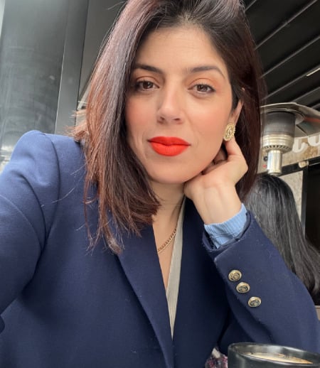 Nanny/Babysitter in Montreal - Ons B.