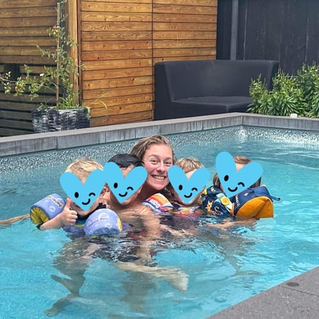 Nanny/Babysitter in Montreal - Adriana D.