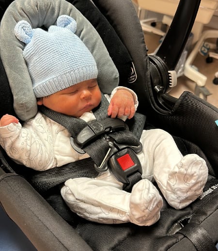 Nanny/Babysitter in Mississauga - Looking for a nanny to help care for a new born and 3 year old boy.