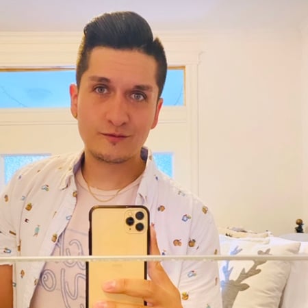 Pet care in Montreal - Cristofer C.