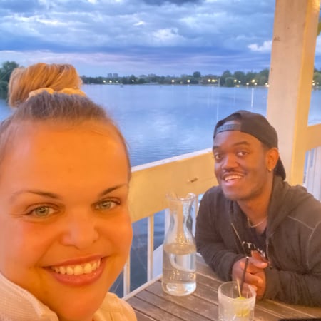 Nanny/Babysitter in Ottawa - We are looking for someone who is fun, loving and patient.