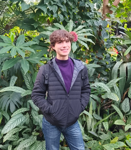 Housekeeper in Victoria - Josh W.