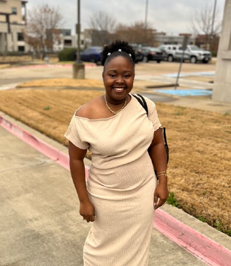 Nanny/Babysitter in Montreal - Full time live-in nanny