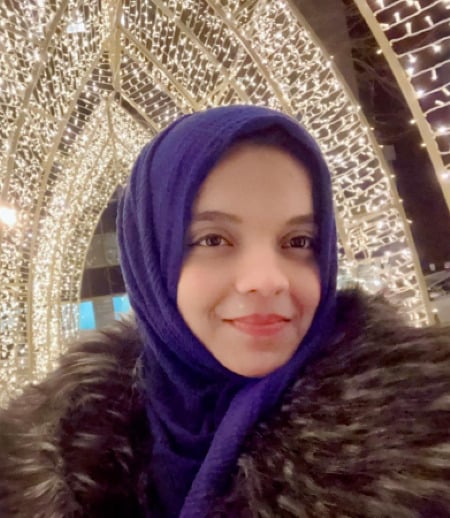 Nanny/Babysitter in Montreal - Zobia Z.