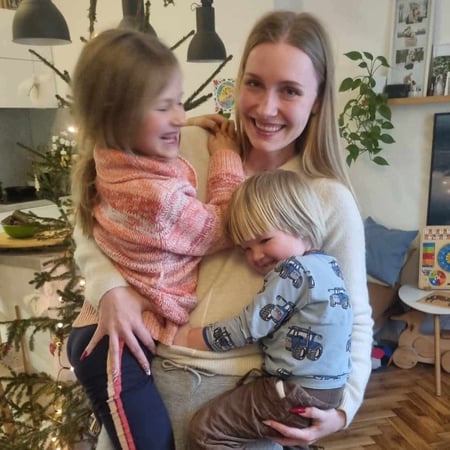 Nanny/Babysitter in Vancouver - Petronela V.