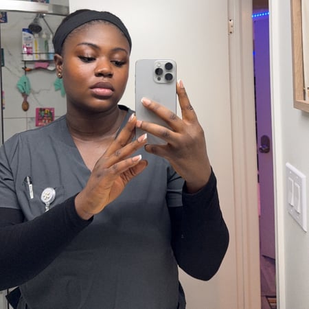 Nanny/Babysitter in Pickering - Oluwabukunmi O.