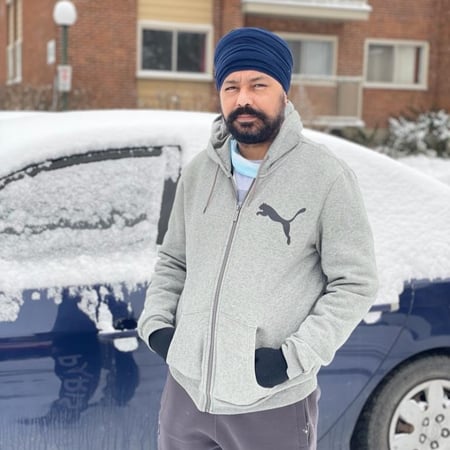 Driver in Dollard-des-Ormeaux - Yujwinder S.