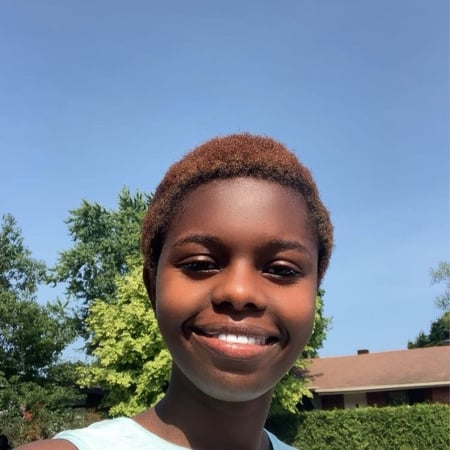 Nanny/Babysitter in Pointe-Claire - Ihoraharengeye V.