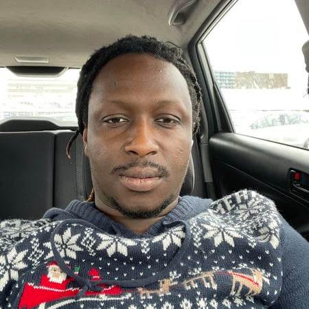 Nanny/Babysitter in Montreal-Ouest - Seydou O.