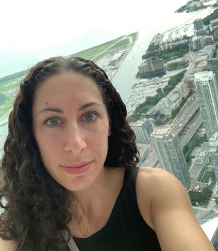 Nanny/Babysitter in Montreal - Nadia F.