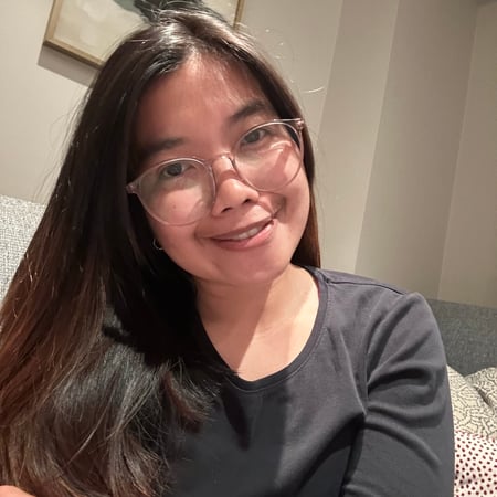 Nanny/Babysitter in Toronto - Lily E.