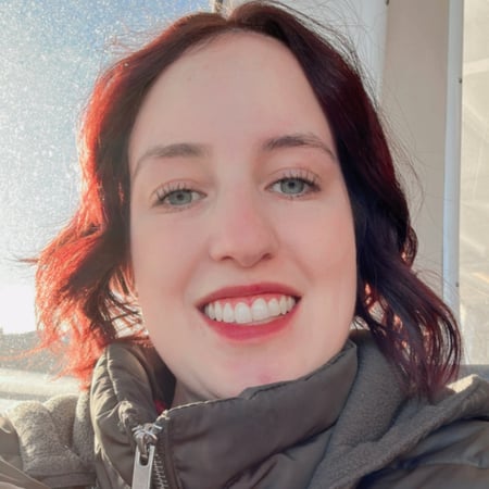 Nanny/Babysitter in Vancouver - Vitoria G.